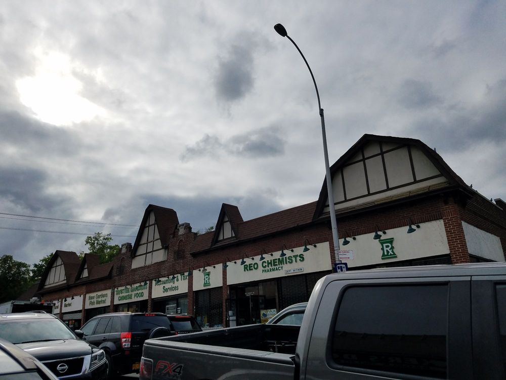 KEW GARDENS FISH MARKET 39 Photos & 26 Reviews Seafood Markets