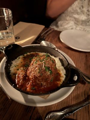 Longman & Eagle by null