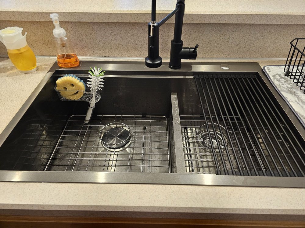 Slide of Mr. Handy Plumbing and Maintenance