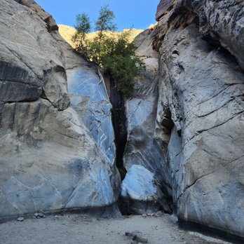Tahquitz Canyon - Mountain - Hiking Near Me - Palm Springs, California Tahquitz Canyon - Mountain - Hiking Near Me - Palm Springs, California