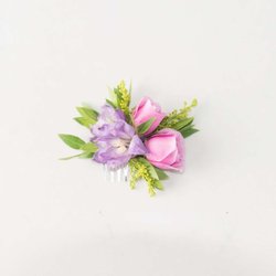 Schramm's Flowers & Gifts - Floral comb