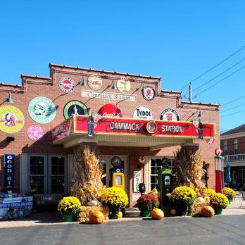 Cammack Station - Beautifully decorated for fall - Sandwiches Near Me - Muncie, Indiana