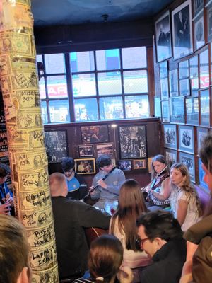 O'Donoghues Bar by null