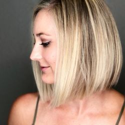 Emily Schroeder Hair Artist - Blonde bombshell