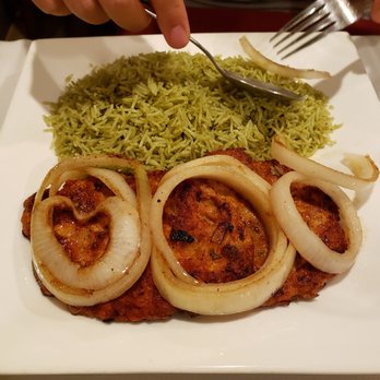 Famous Kabab Cuisine - Chicken chapli with spinach rice - Afghan Near Me - Westfield, New Jersey