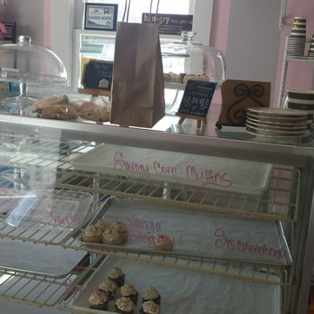 The Happy Bakery - Cupcakes Near Me - O'Fallon, Illinois The Happy Bakery - Cupcakes Near Me - O'Fallon, Illinois