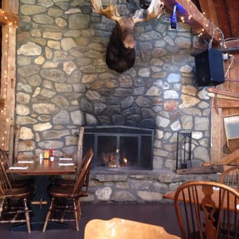 Shovel Handle Pub - Pubs Near Me - Jackson, New Hampshire
