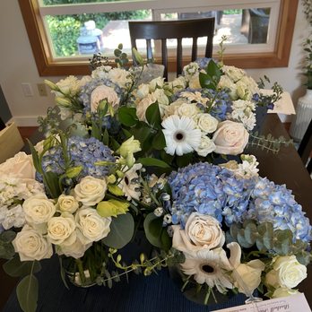 The Bothell Florist - Florists Near Me - Bothell, Washington