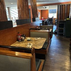 Crossroads Restaurant