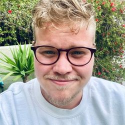 Prospect Therapy - J. Andrew Kravig, LMFT (he/queer). Specialties: couples, artists, third culture, identity exploration.