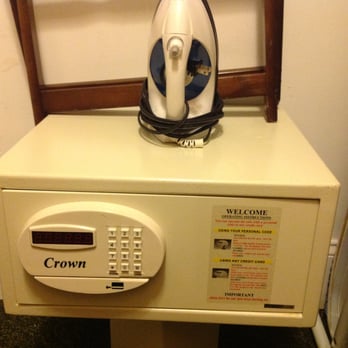 Genesee Grande Hotel - Safe/iron - Hotels Near Me - Syracuse, New York Genesee Grande Hotel - Safe/iron - Hotels Near Me - Syracuse, New York
