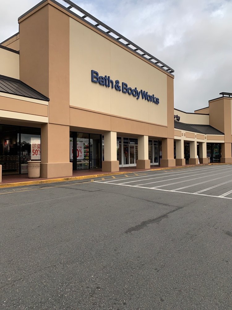 BATH & BODY WORKS Updated September 2024 3948 SW Archer Rd