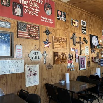 The Rose Bar B Q - Interior seating area - Barbeque Near Me - Odessa, Texas The Rose Bar B Q - Interior seating area - Barbeque Near Me - Odessa, Texas