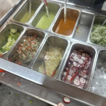 Tacos Tamix - Salsa and fixins bar - Food Trucks Near Me - Los Angeles, California Tacos Tamix - Salsa and fixins bar - Food Trucks Near Me - Los Angeles, California