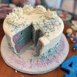 That Special Touch Cakes And Flowers