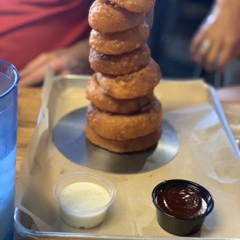 Bubba’s Bones & Brews - Onion ring tower - Gastropubs Near Me - Cathedral City, California