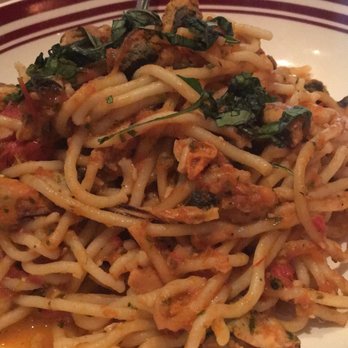 Scaddabush - Mussel Spaghetti ($15.95) - Italian Near Me - Mississauga, Ontario Scaddabush - Mussel Spaghetti ($15.95) - Italian Near Me - Mississauga, Ontario