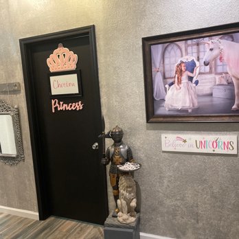 Storybook Portraits - Hallway - Session Photography Near Me - Chandler, Arizona