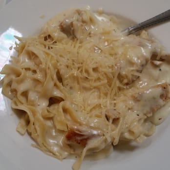 Luciano's - Half sized chicken Alfredo. Absolutely the best Alfredo I've ever had anywhere. - Italian Near Me - Elko, Nevada Luciano's - Half sized chicken Alfredo. Absolutely the best Alfredo I've ever had anywhere. - Italian Near Me - Elko, Nevada