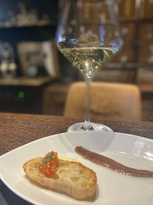 Ferretería Restaurante by null