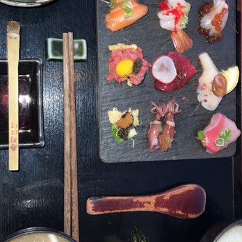 Ume Williamsburg - the sushi set! loved the soup that came along and the ghost pepper + truffle salt were my fav - Sushi Bars Near Me - Brooklyn, New York