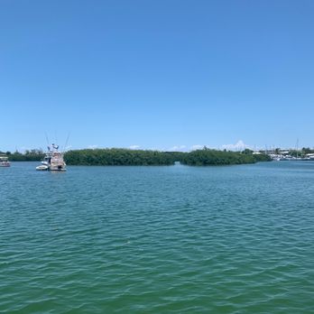 Dockside Bar and Grill - Bars Near Me - Marathon, Florida