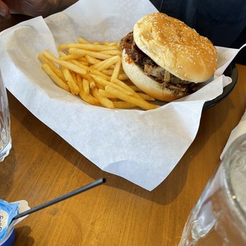 The Shoe Bar & Grill - Pulled pork sandwich - American Near Me - Reno, Nevada The Shoe Bar & Grill - Pulled pork sandwich - American Near Me - Reno, Nevada
