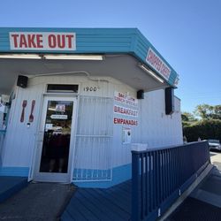 Q’s Corner Cafe