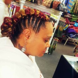 Ab laurels Home of Fashion and Accessories