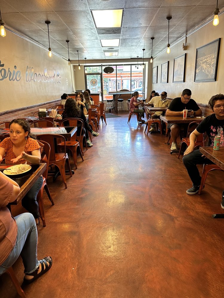 Las Brasas Tacos & Salsas