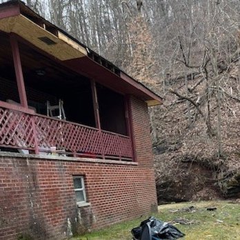 Quality Brothers Construction - Band board and gutter/downspouts not installed. - Roofing Near Me - Charleston, West Virginia Quality Brothers Construction - Band board and gutter/downspouts not installed. - Roofing Near Me - Charleston, West Virginia