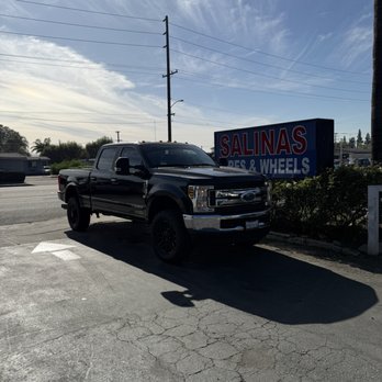 Salinas Tires & Wheels - Tires Near Me - La Habra, California