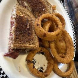 Ruben sandwich