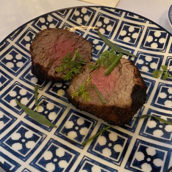 Chateaubriand 36 - Filet mignon - Steakhouses Near Me - Ashland, Oregon Chateaubriand 36 - Filet mignon - Steakhouses Near Me - Ashland, Oregon