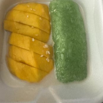 Tiger Thai - Mango sticky rice... wasn't expecting it to be green. It threw me off. - Thai Near Me - Newport News, Virginia Tiger Thai - Mango sticky rice... wasn't expecting it to be green. It threw me off. - Thai Near Me - Newport News, Virginia