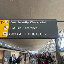 TSA Checkpoint Main - Washington Dulles International Airport