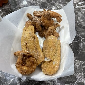 Ray's Chicken and Fish - Catfish Fillet and jumbo shrimp - Fish & Chips Near Me - Sacramento, California Ray's Chicken and Fish - Catfish Fillet and jumbo shrimp - Fish & Chips Near Me - Sacramento, California