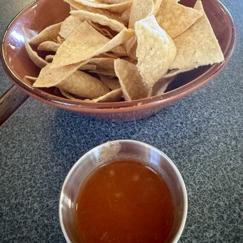 Girls Kitchen - Complimentary chips and salsa - Mexican Near Me - Tucson, Arizona Girls Kitchen - Complimentary chips and salsa - Mexican Near Me - Tucson, Arizona