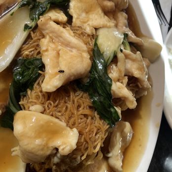 Sam Woo Village BBQ - Hong Kong style pan fried noodles with chicken - Chinese Near Me - Van Nuys, California Sam Woo Village BBQ - Hong Kong style pan fried noodles with chicken - Chinese Near Me - Van Nuys, California