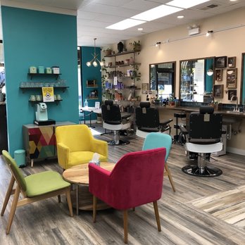 The Edgebrook Parlor - Hair Salons Near Me - Chicago, Illinois