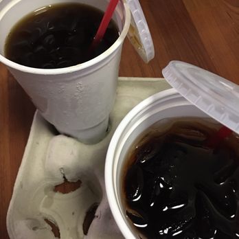Wendy's - The top one is filled with black coffee. Not sweet tea like I ordered. - Fast Food Near Me - Wahiawa, Hawaii Wendy's - The top one is filled with black coffee. Not sweet tea like I ordered. - Fast Food Near Me - Wahiawa, Hawaii