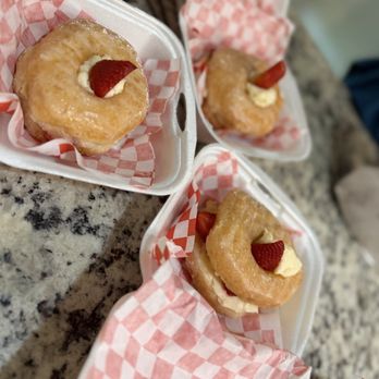 Gourmet Donut - Awesomeness - Donuts Near Me - Oklahoma City, Oklahoma Gourmet Donut - Awesomeness - Donuts Near Me - Oklahoma City, Oklahoma
