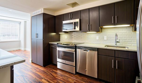 The Sterling Apartment Homes 68 Photos 68 Reviews Apartments 1815 John F Kennedy Blvd Philadelphia Pa United States Phone Number