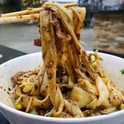 Xi'an Gourmet House - Spicy Cumin Lamb Hand-Ripped Noodles @tiffhuangry