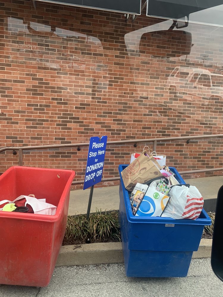 GOODWILL 26 Photos & 11 Reviews 10570 Baptist Church Rd, Saint