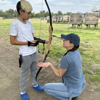 Area Archery - Instruction on proper foot placement - Archery Near Me - Van Nuys, California Area Archery - Instruction on proper foot placement - Archery Near Me - Van Nuys, California