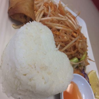 Thai Curry - The Pad Thai special, served from 11am-3pm. - Thai Near Me - Paramount, California