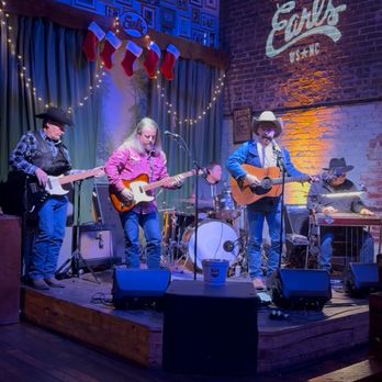Earl's - Great music! Great staff! Great drinks! Great food! Free parking! Love Earl's! - American Near Me - Winston-Salem, North Carolina