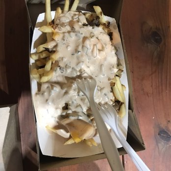 Carney's Restaurant - The train wreck fries were my favorite... a must try! - Burgers Near Me - Los Angeles, California
