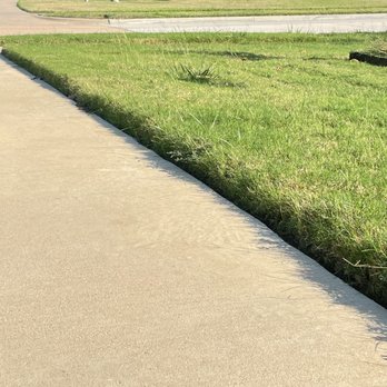 Gecko Green Lawn Care - Tree Services Near Me - Irving, Texas